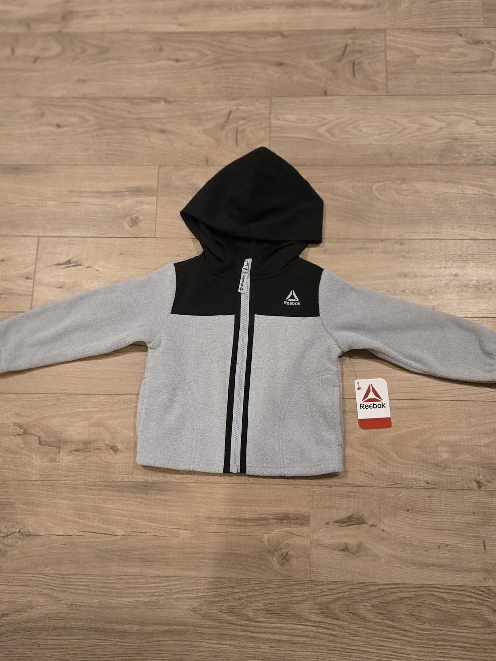 NWT Reebok Toddler Boys Full Zip Hooded Fleece Jacket Gray Black Colorblock 2T